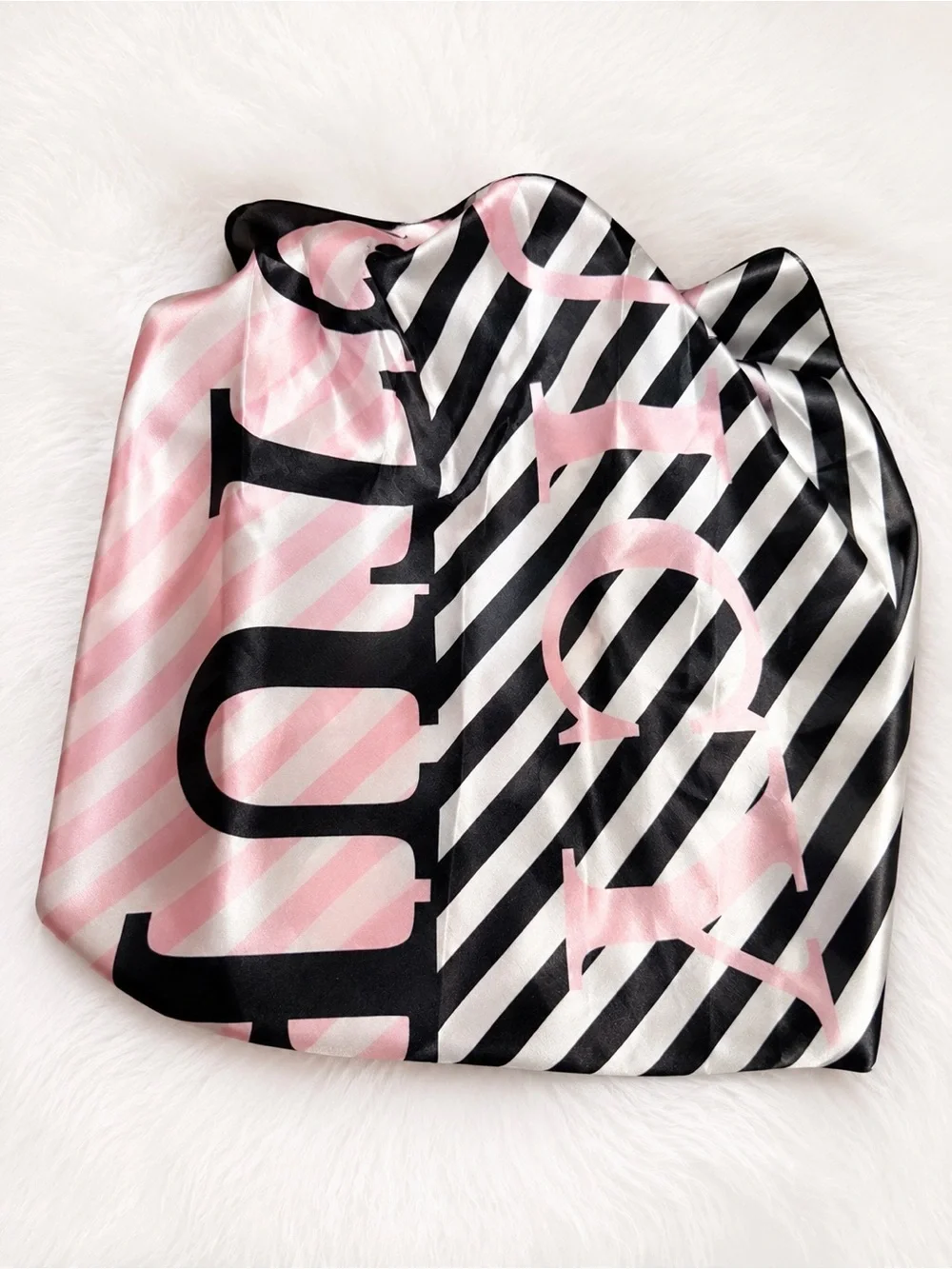 Juicy Couture chic juicy